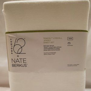 New Twin White Jersey Sheet/Pillowcase Set